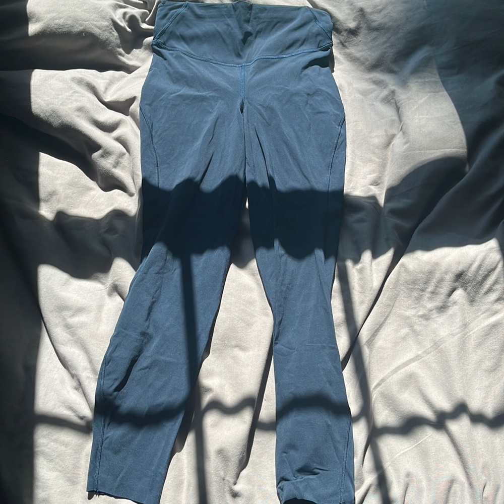 base pace lululemon leggings 25”